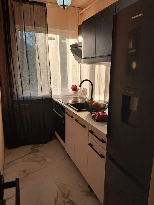 Apartament revonat complet de Lux 4 camere, Uta etajul 1, centrala , c