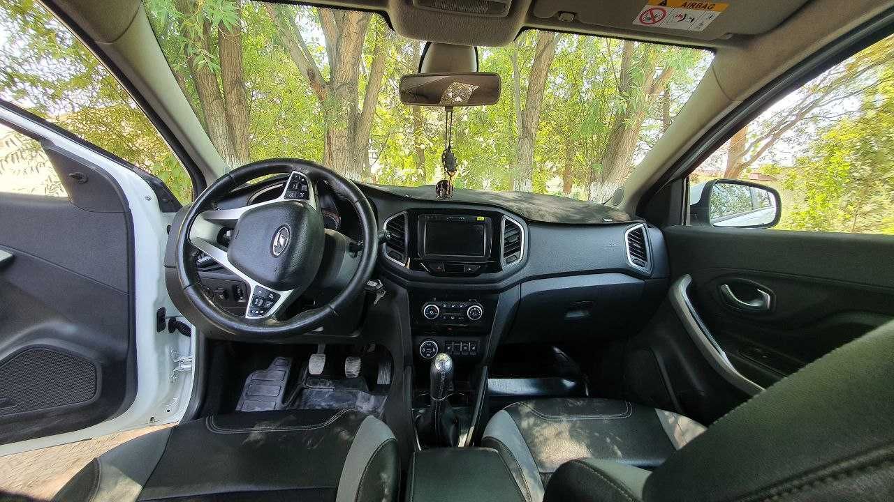 Lada XRAY Cross sotiladi