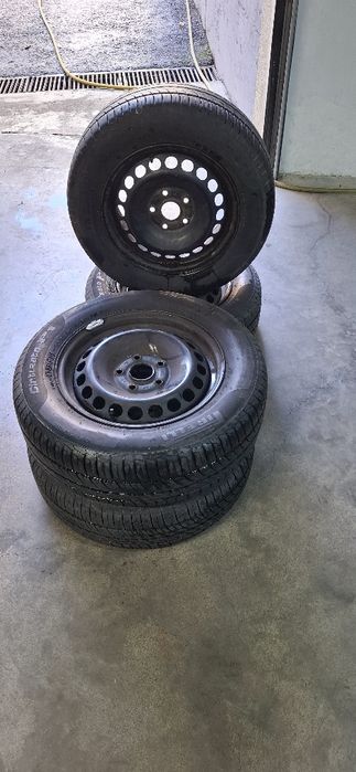 Vand cauciucuri de vara Pirelli 195/65/15
