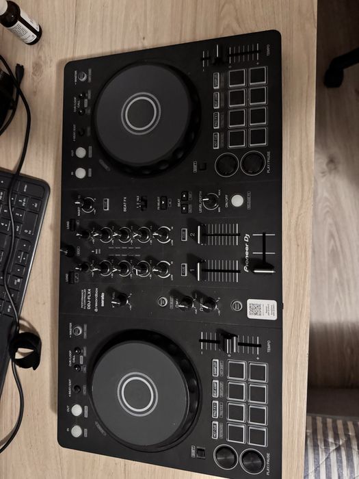 Consola mixaj Pioneer Ddj flx4