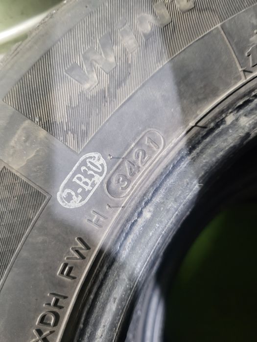 4 бр зимни 195/65/15 Hankook