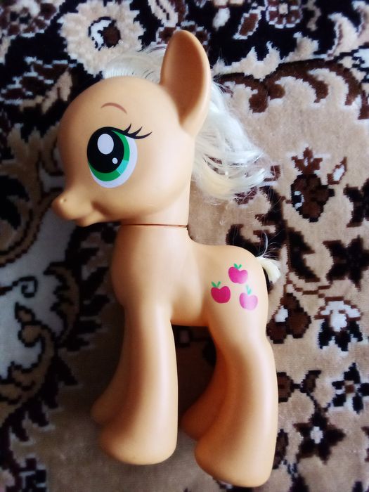 Продам большую пони