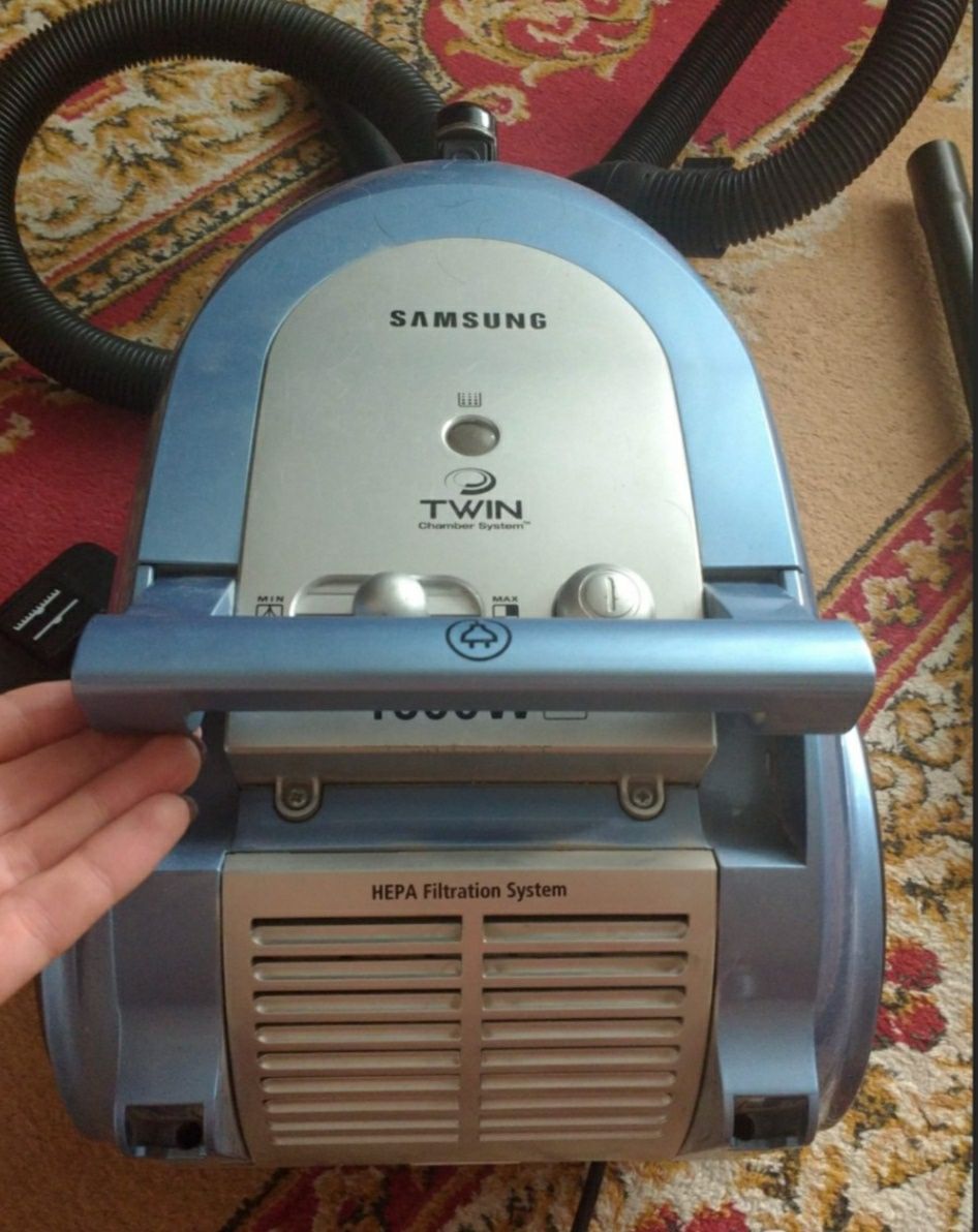 Пылесос Samsung  б/у