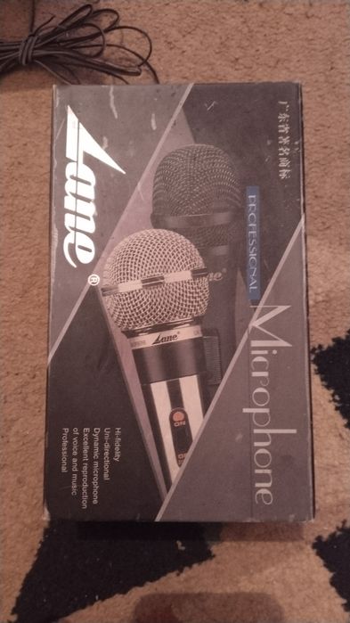 Продам мекрофон колонку