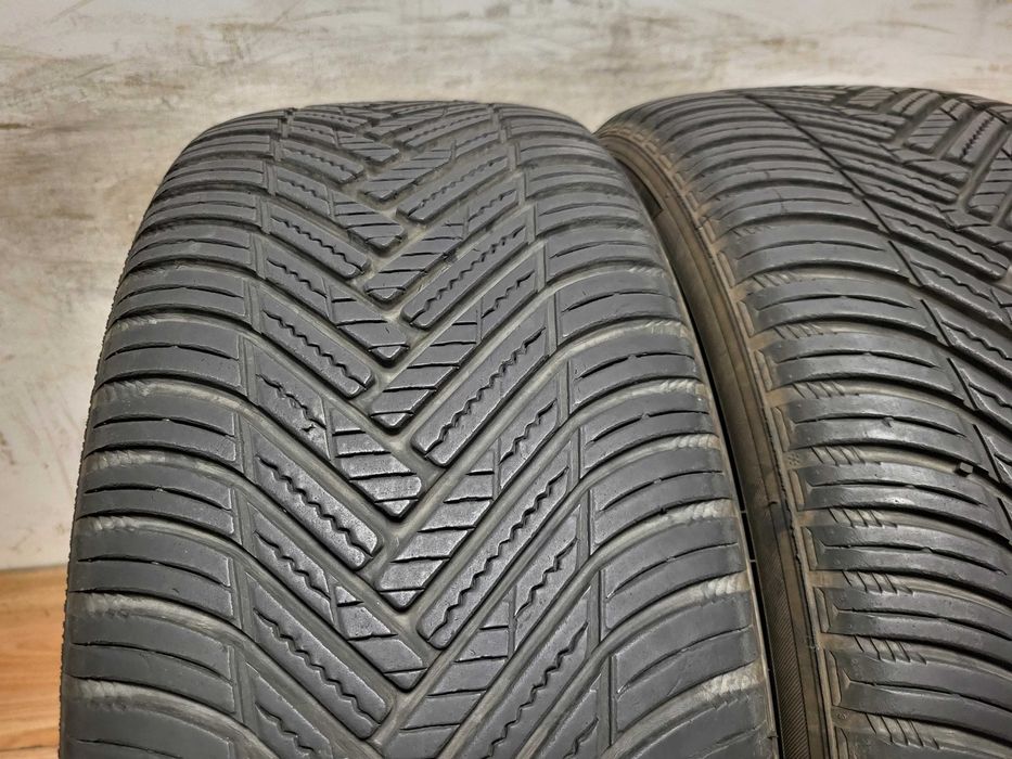 225/45/18 Hankook / Bridgestone зимни гуми