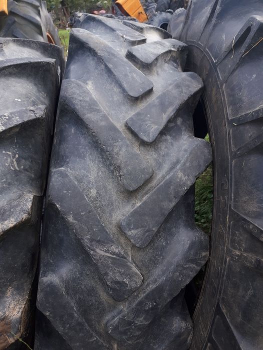 Anvelope  tractor 12,4R28 uzura 50%
