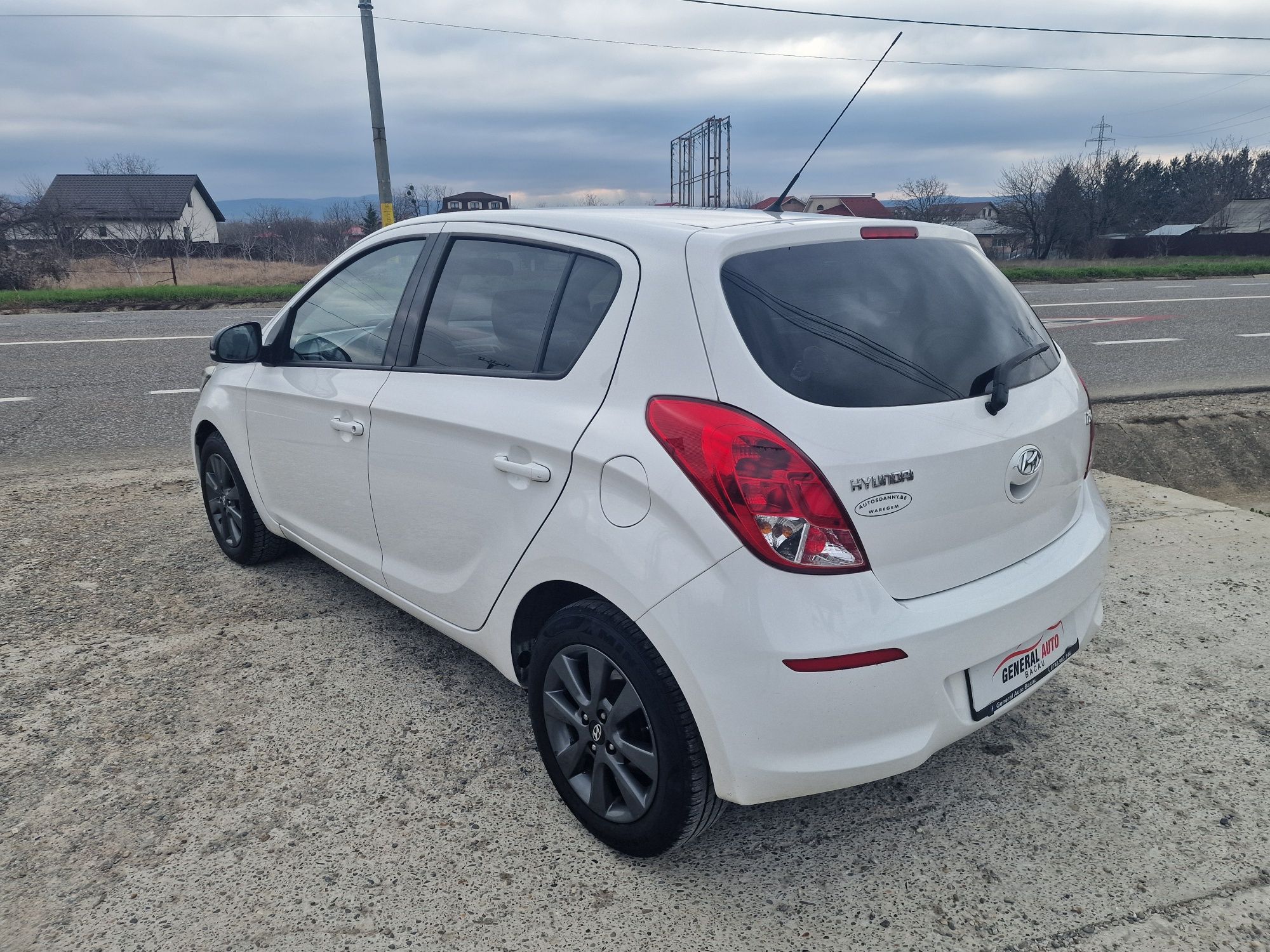 Hyundai i20, 1.3 benzina, 2014, RATE,import