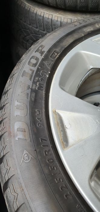 Гуми 4бр 225/50/17 - 1бр  - 65лв