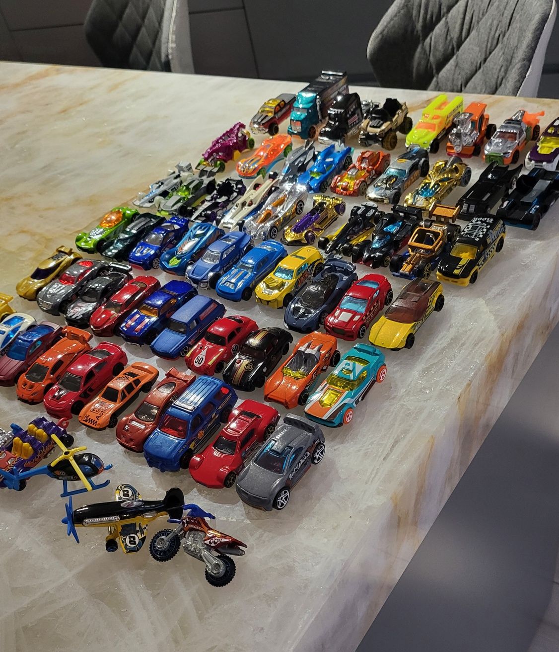 Hot Wheels  топ серия колички от 5-100 лв 1бр