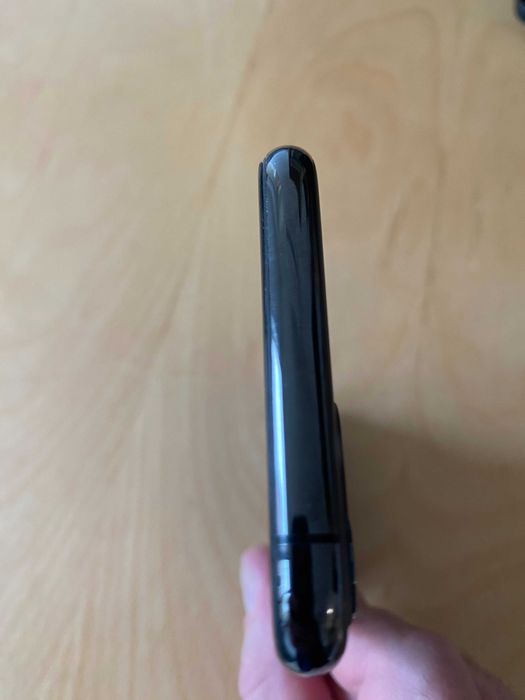 iPhone 11 PRO КАТО НОВИ 64gb