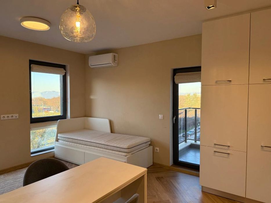 Дава се под наем Едностаен апартамент в София, Студентски град - 41 кв.м за 450 € - Снимка #1