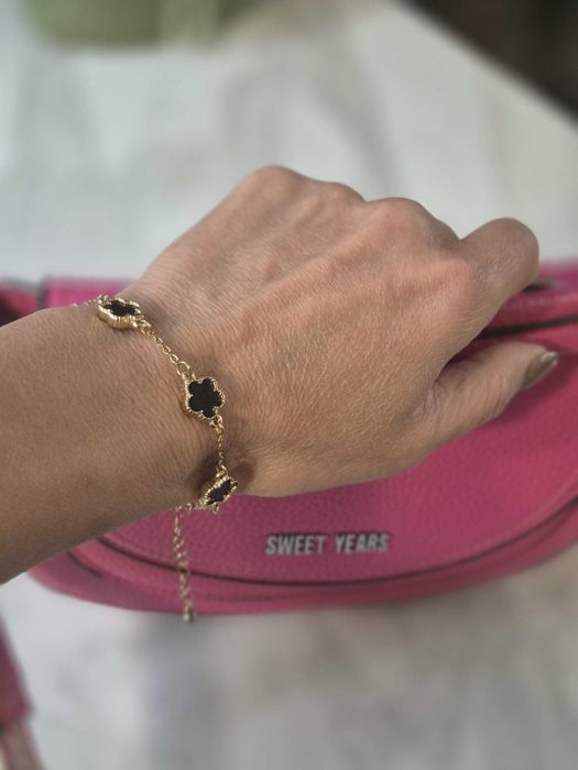 Гривна с детелинки New Look-нова