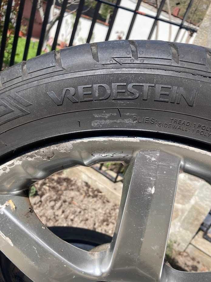 Джанти с летни гуми Мерцедес 7 1/2J X 17" ЕТ 37