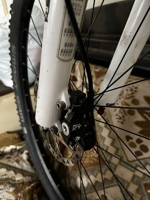 Bicicleta MTB 26 ( rockshox xt aer aluminiu)