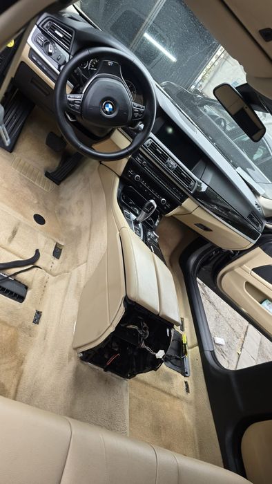 Vopsim/curatam/reconditionam interioare Auto