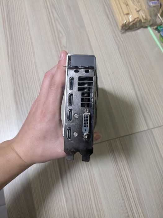 RX 580 8GB Sapphire – placă video fiabilă, folosită ușor