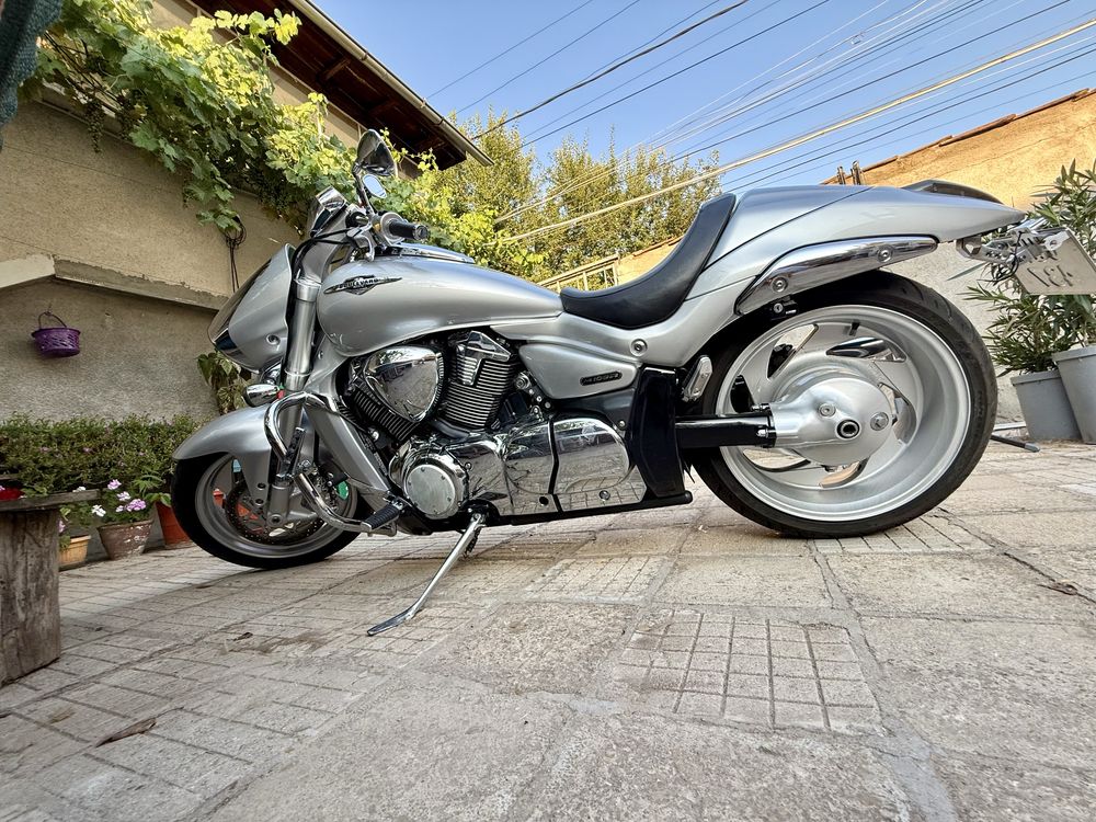 Suzuki Boulevard