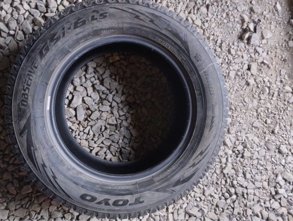 Продам комплект шин TOYO 265/60/R18 110H Observe GSi6 LS