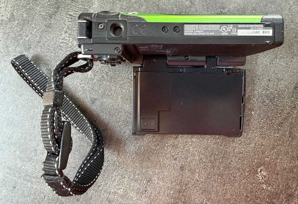 Водоустойчив и прахоустойчив фотоапарат Olympus TG-870