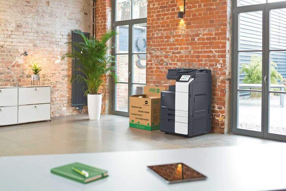 Copiator Color Multifunctional Konica Minolta Bizhub C300i