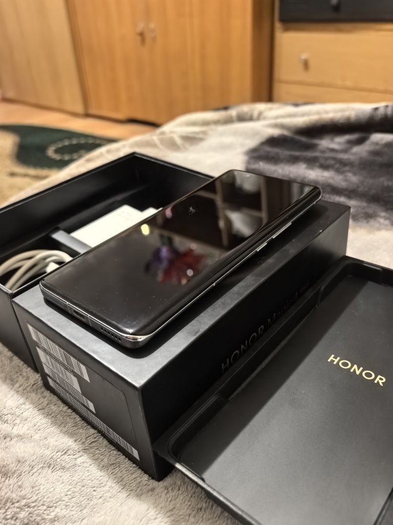HONOR Magic4 Pro