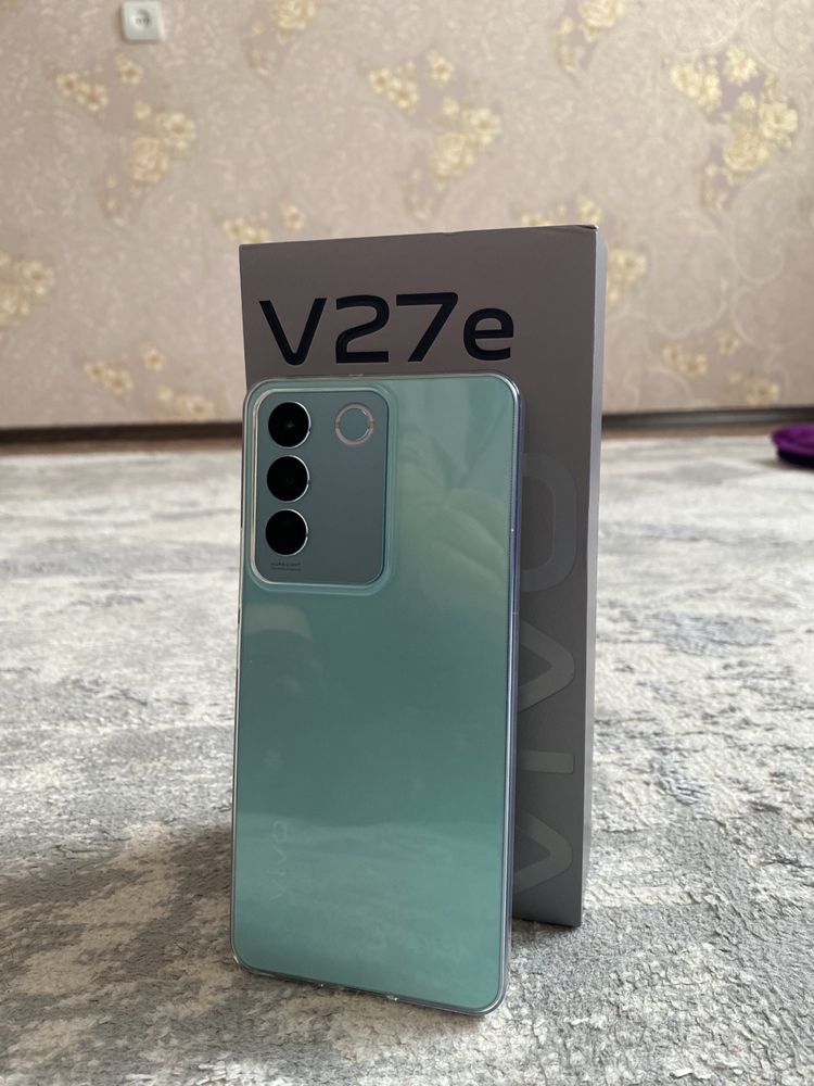 Телефон Vivo27e  новый