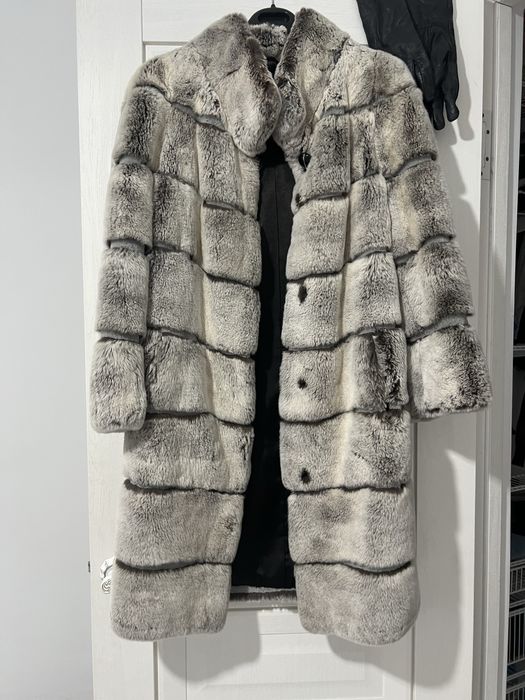 Шуба , теплая, красивая