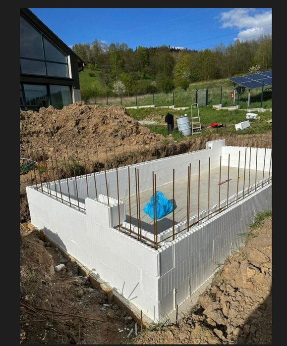 Vând cofraje din polistiren