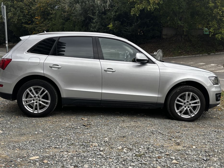 Ауди Q5 2.0 TDI 170hp.