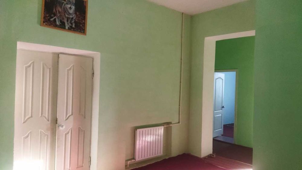 ТЕЗДА КОТТЕДЖ СОТИЛАДИ. Нархи келишилади. Манзил Гузор Мустакиллик.