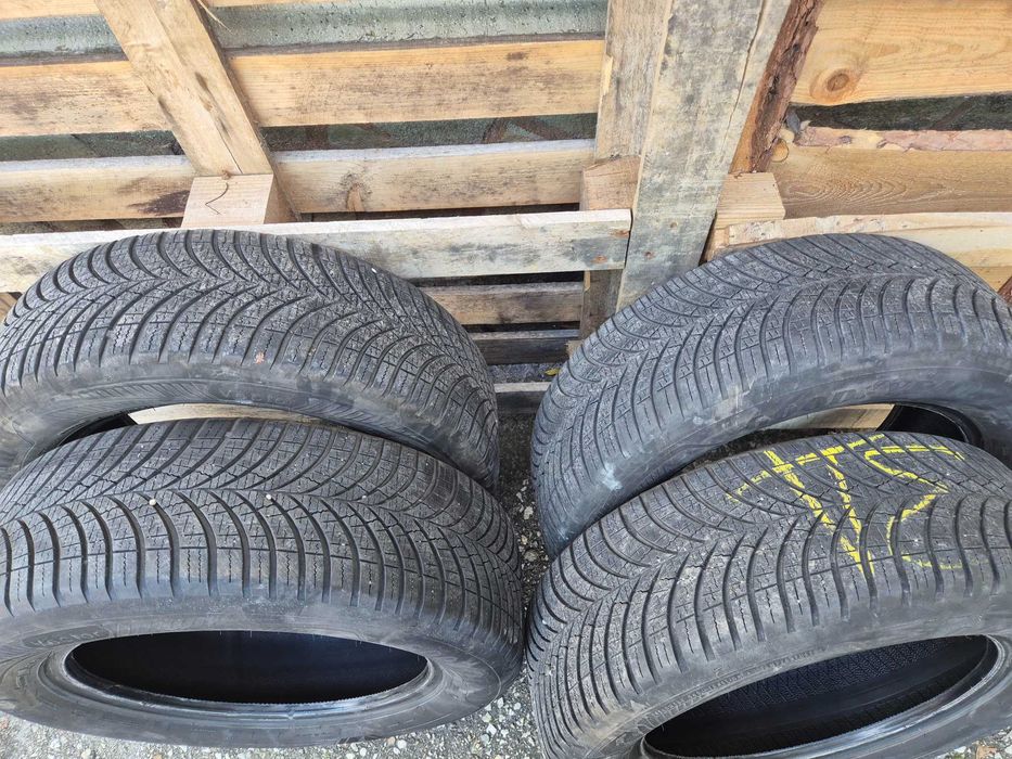 4бр. 215 60 17 Goodyear всесезонни