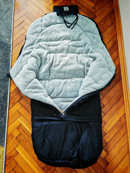 Carucior Stokke Xplory V4 + Sac de iarna inclus!