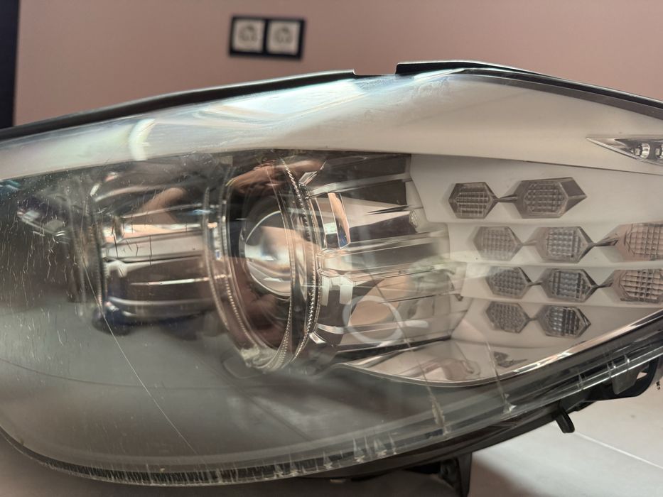 BMW F10 фар ляв bi-xenon завиващ оригинален