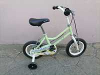 Детско колело, зелено с помощни колела