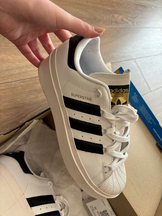 Adidas superstar