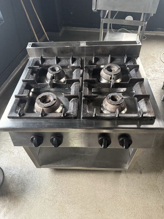 Aragaz profesional inox 4 ochiuri linie 700