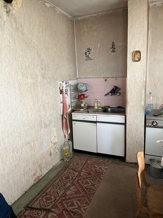 Продава се Тристаен апартамент в София, Център - 72 кв.м за 319 €/кв.м - Снимка #2