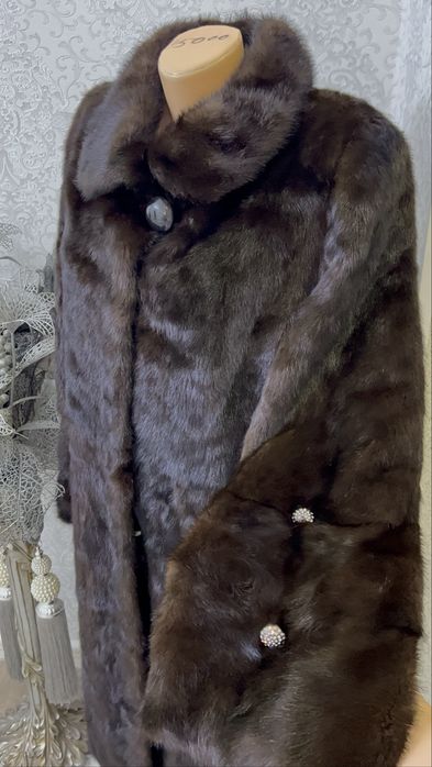 Продам новую норковую шубу!