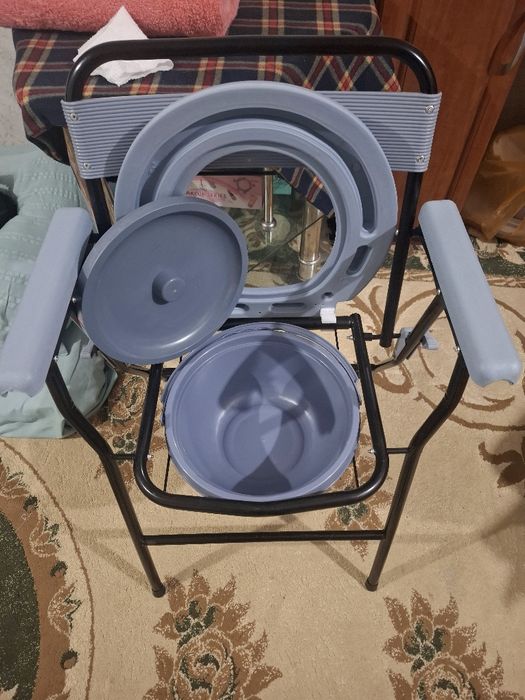 Продается Стул -туалет для малоподвижных людей