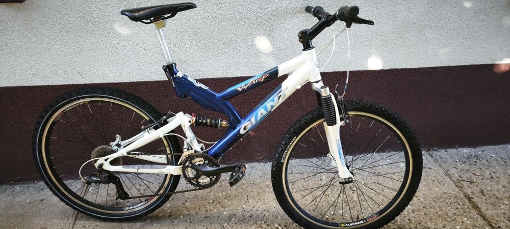 Vand bicicleta MTB Bergamont, Giant
