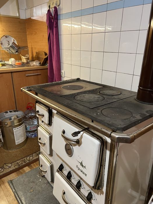 Печка на твърдо гориво