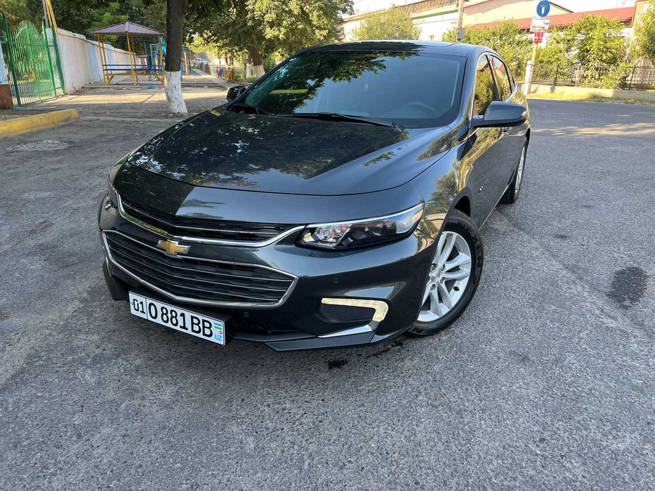 Chevrolet Malibu 2018 2.4 ATMO (2.5L) sotiladi.