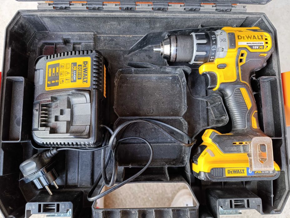 Винтоверт De Walt DCD791