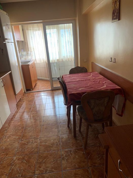 Apartament 3 camere, N. Titulescu, decomandat, vis-a-vis de Kaufland