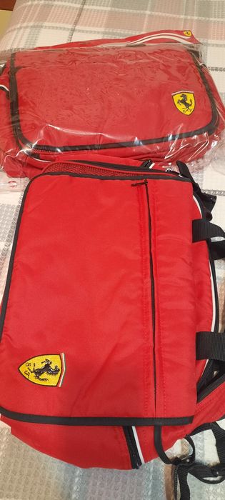 Vând geantă Ferrari- nouă
