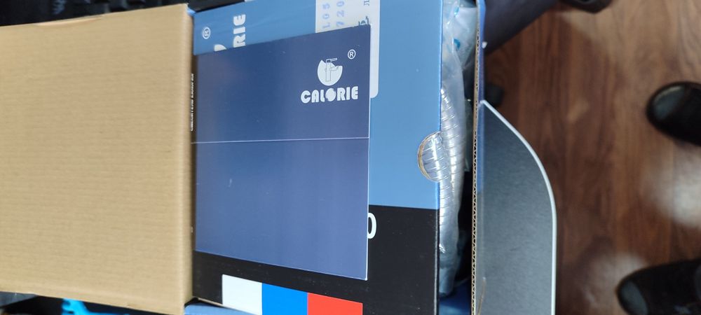 Смеситель в ванную новый Calorie