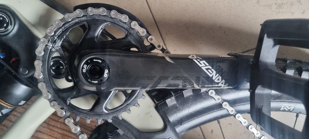 Ghidon carbon bontrager line pro 35 ,pedalier carbon truvativ