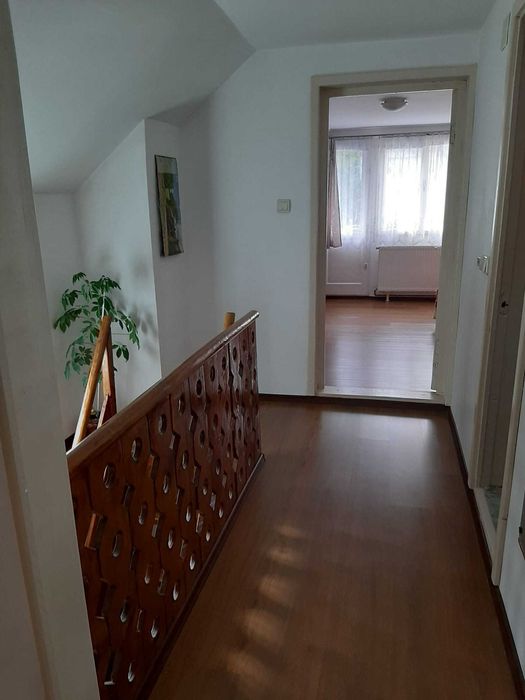Casa renovata in Schei 3 camere, terasa, beci, magazie, curte