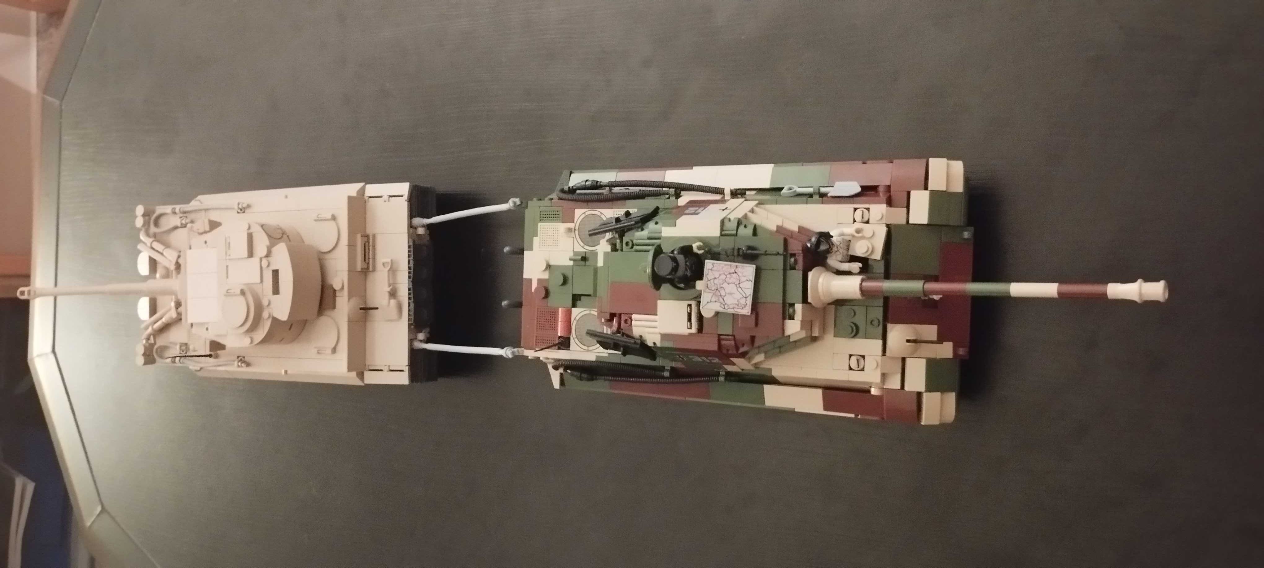 Cobi конструктор Tiger 131 и Königstiger танкове