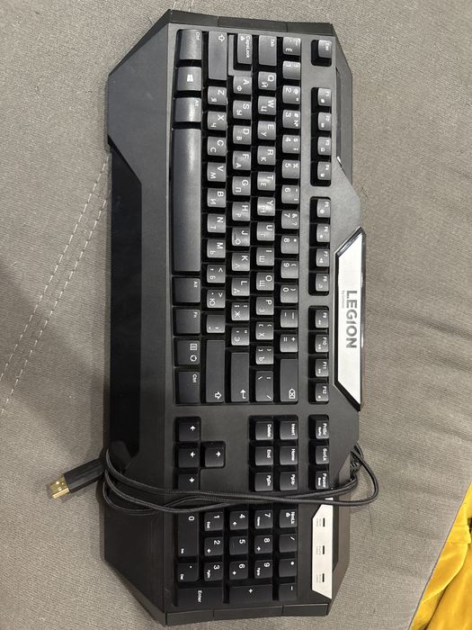 Игровая клавиатура LEGION